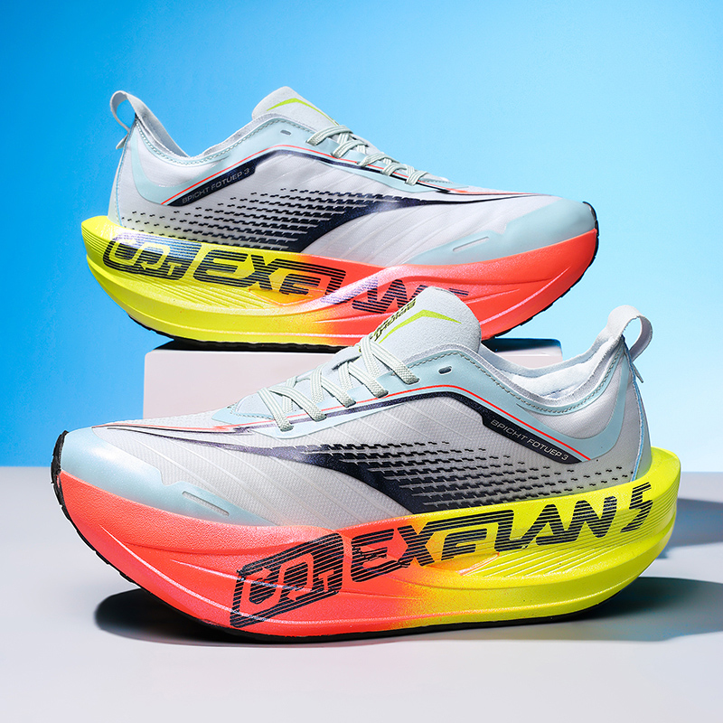 Profesjonalne buty do biegania – Carbon Plate Marathon Racing Shoes recenzja i cena